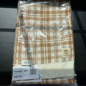 Timberland Scarf buffalo plaid and tan cream